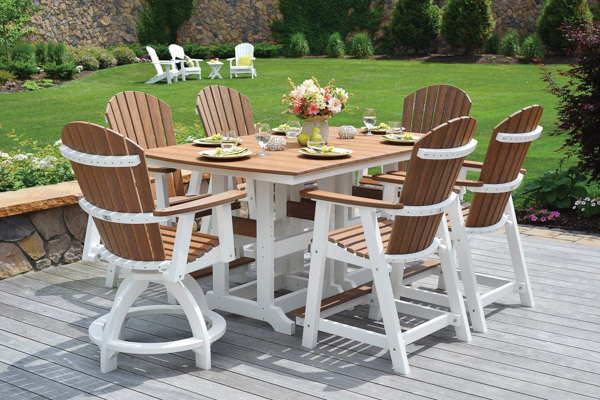 Miller's Mini Barns sells outdoor dining sets