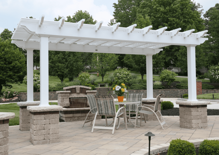 12x16' Urbana White Deluxe shade with 6x6 Square posts